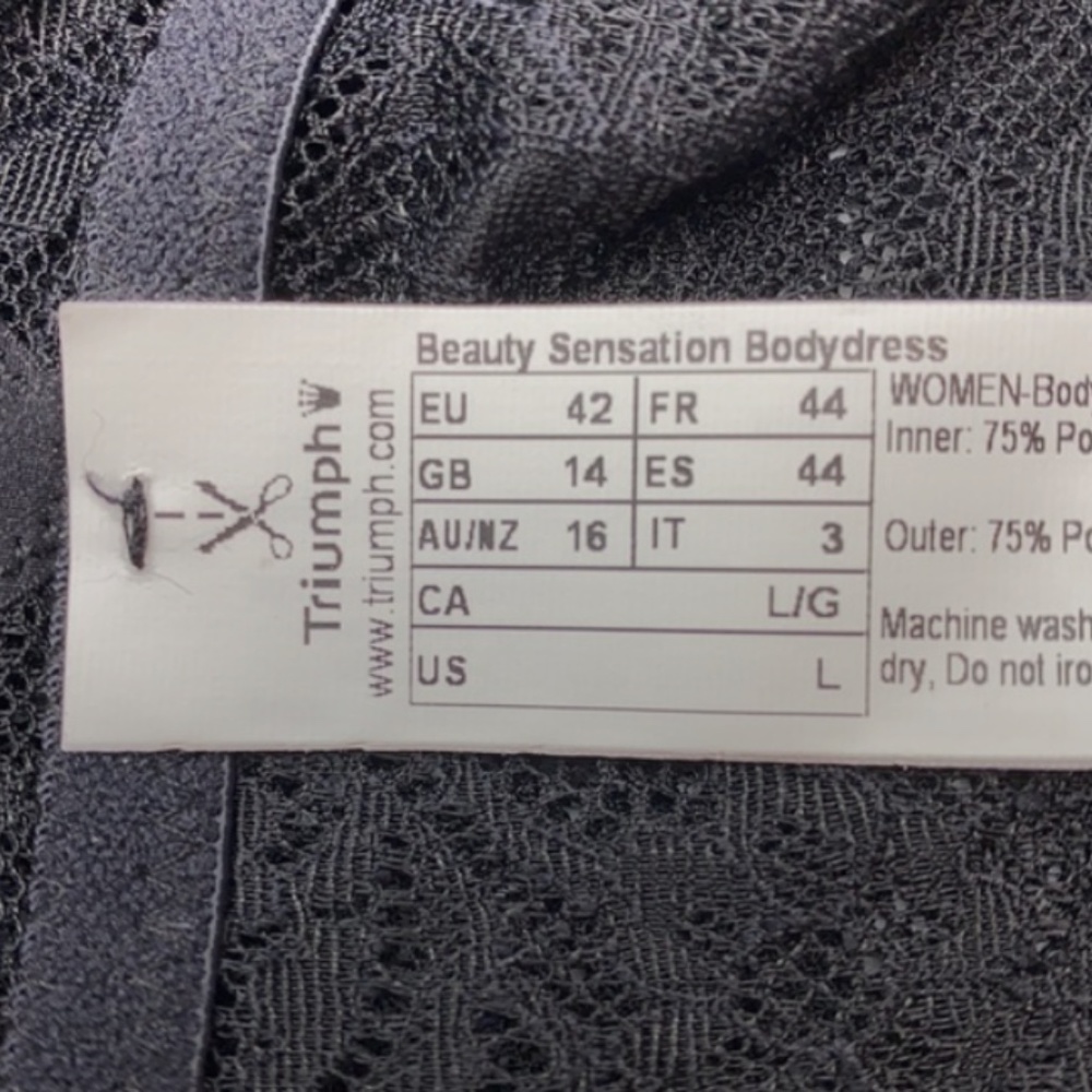 NWOT Triumph BLK Chemise, L. *P1040 - Picture 6 of 7